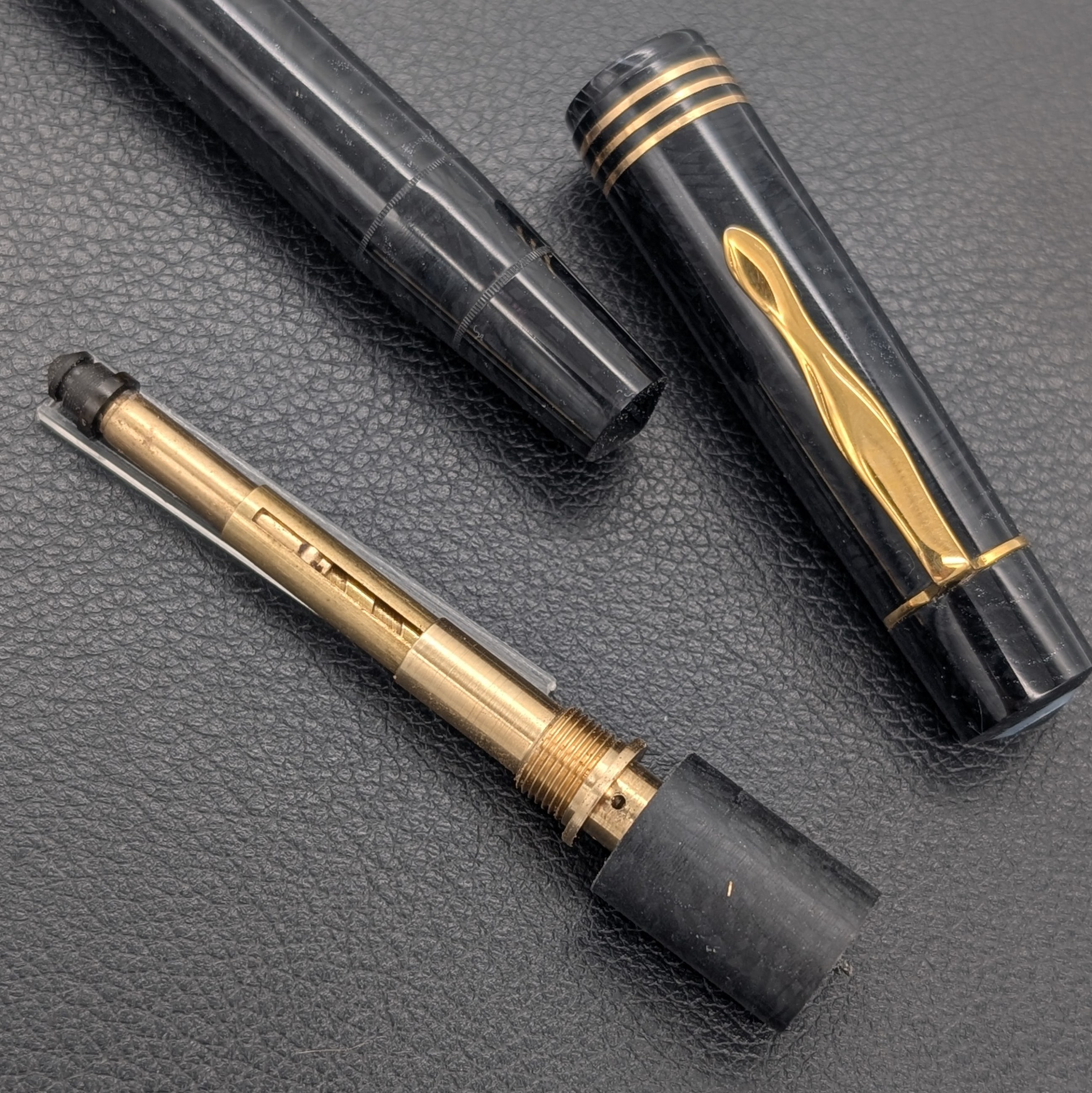Goldfink — 38 — at choice nib — fountain pen for sale on Nibfolio — photo 2
