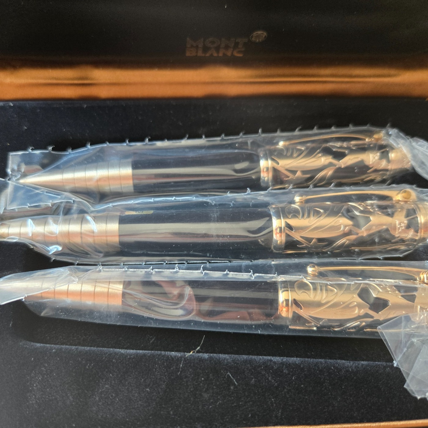Montblanc — Writers Edition Carlo Collodi Set — M nib — fountain pen for sale on Nibfolio