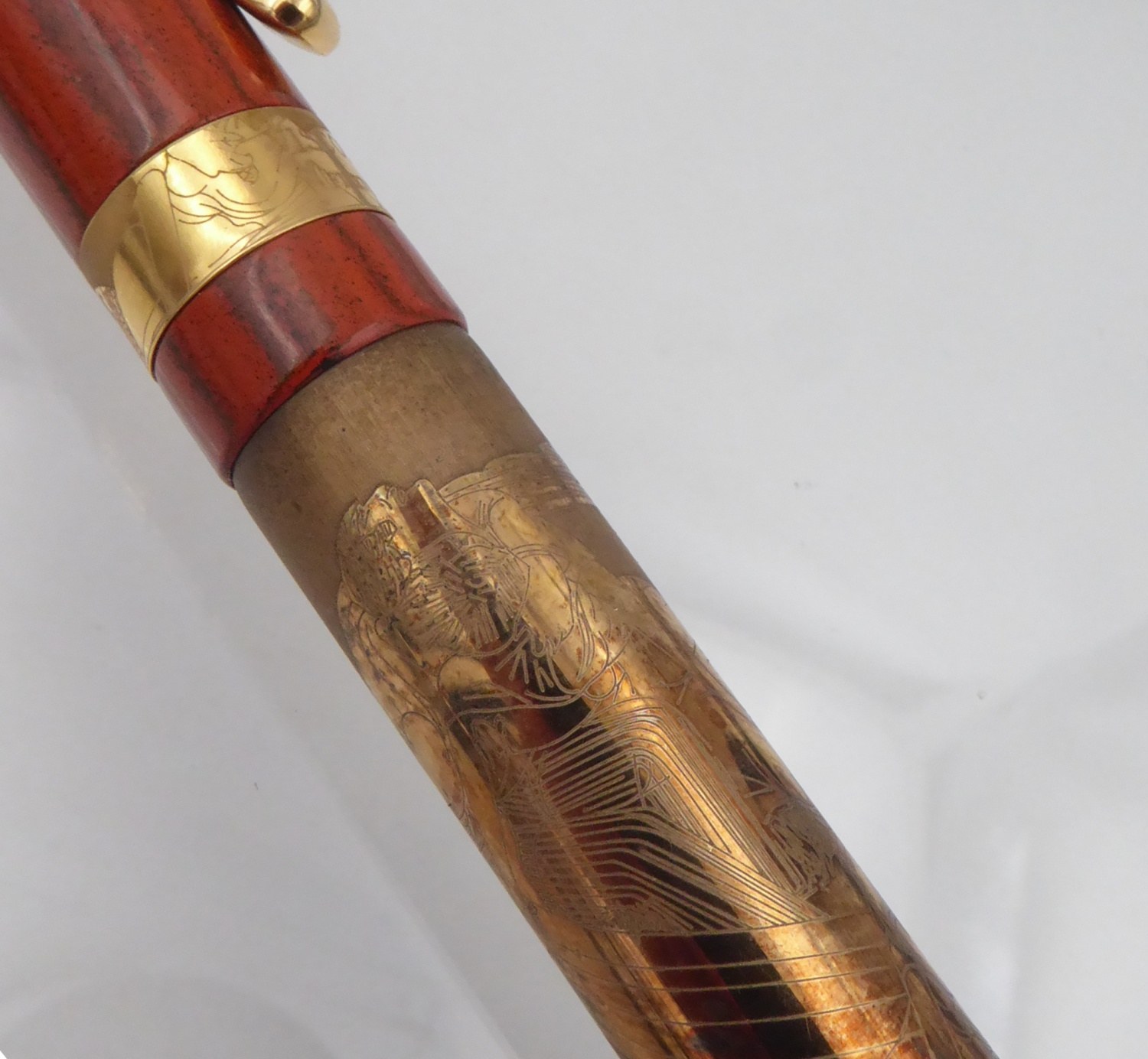 Visconti — Erotic Art Pen — 18 C gold nib, Medium tip nib — fountain pen for sale on Nibfolio — photo 3