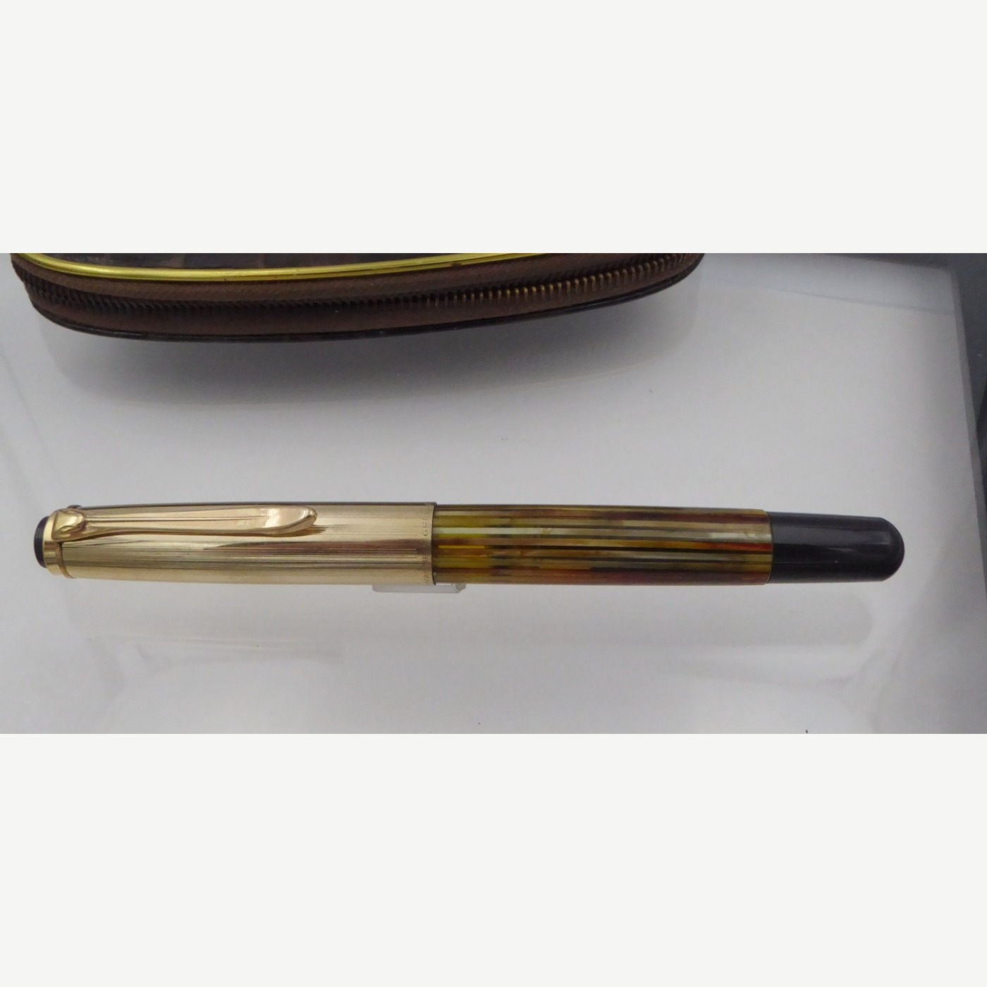 Pelikan — 500N — Medium tip, semi flexible nib — fountain pen for sale on Nibfolio — photo 3