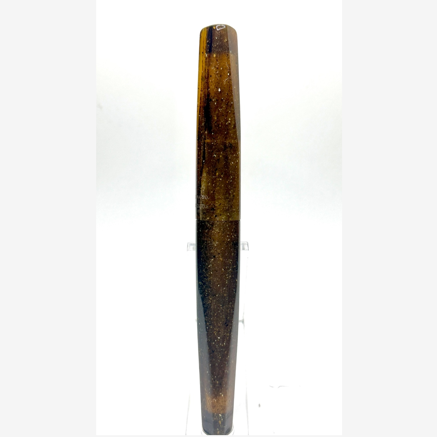 Leonardo Officina Italiana — Poliedrica — Medium nib — fountain pen for sale on Nibfolio