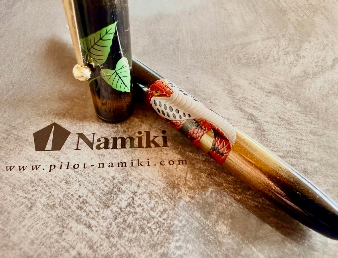 Namiki — Yukari King Cobra — Medium nib — fountain pen for sale on Nibfolio — photo 5