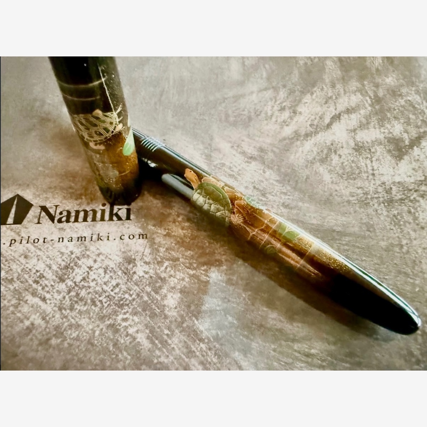 Namiki — Yukari Turtles — Broad nib — fountain pen for sale on Nibfolio — photo 4