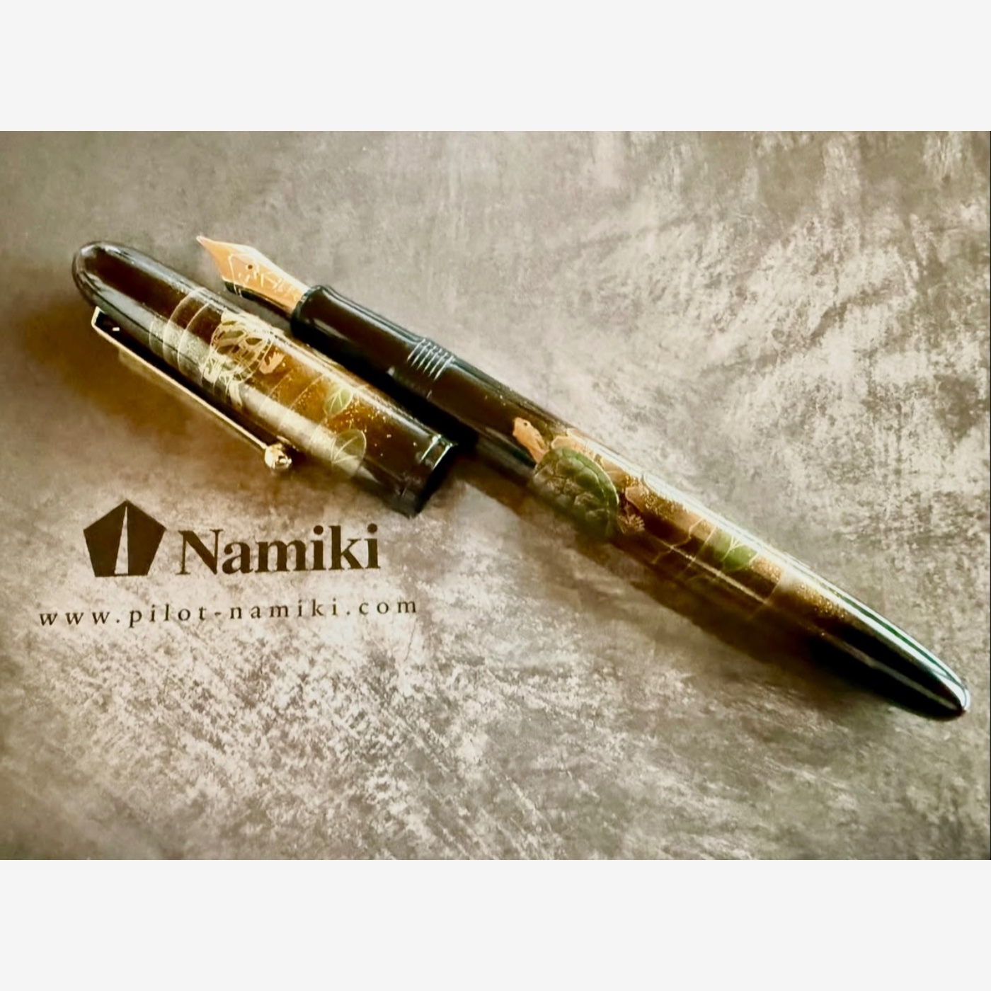 Namiki — Yukari Turtles — Broad nib — fountain pen for sale on Nibfolio — photo 5