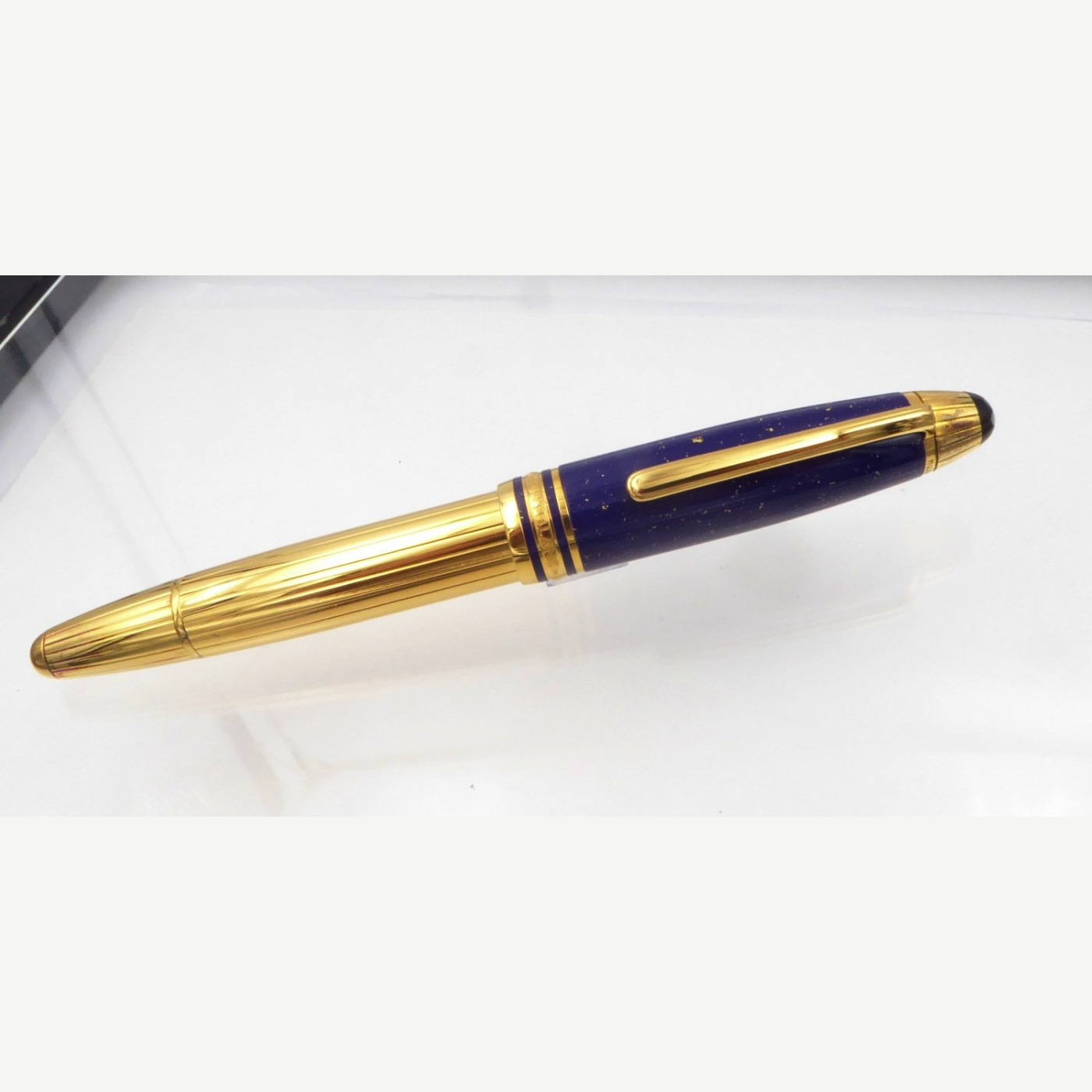 Montblanc — Ramses Solitaire — Medium tip nib, 18K gold nib — fountain pen for sale on Nibfolio — photo 2