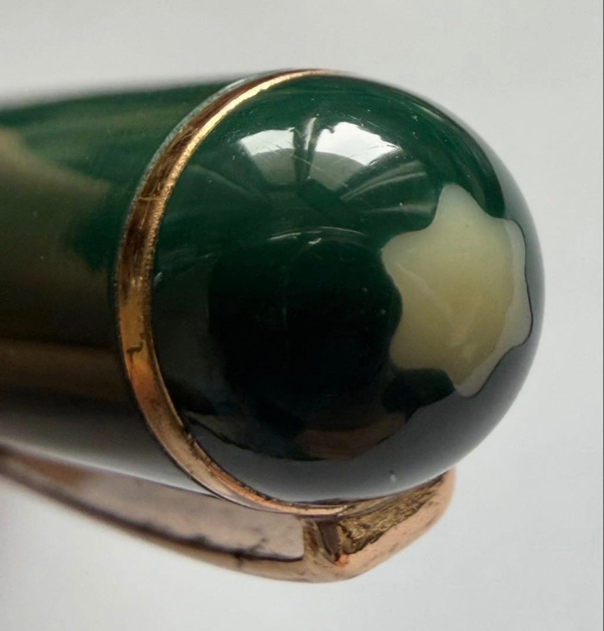 Montblanc — 342 Green — Oblique Midium nib — fountain pen for sale on Nibfolio — photo 3