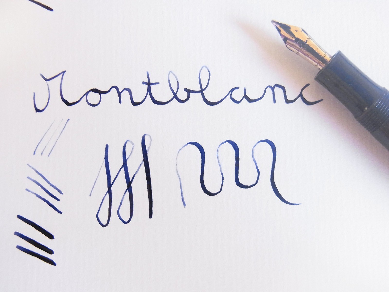 Montblanc — 242G — M nib — fountain pen for sale on Nibfolio — photo 3
