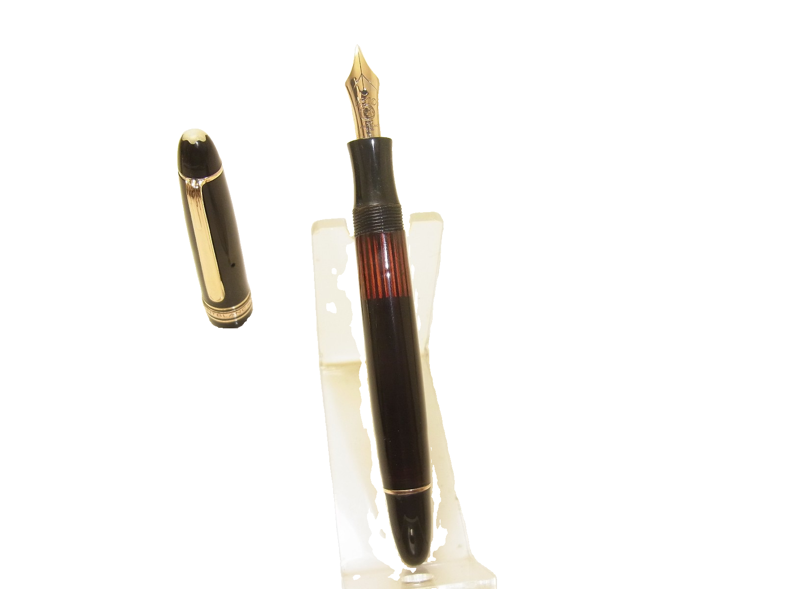 Montblanc — Meisterstück 144G — M nib — fountain pen for sale on Nibfolio — photo 3