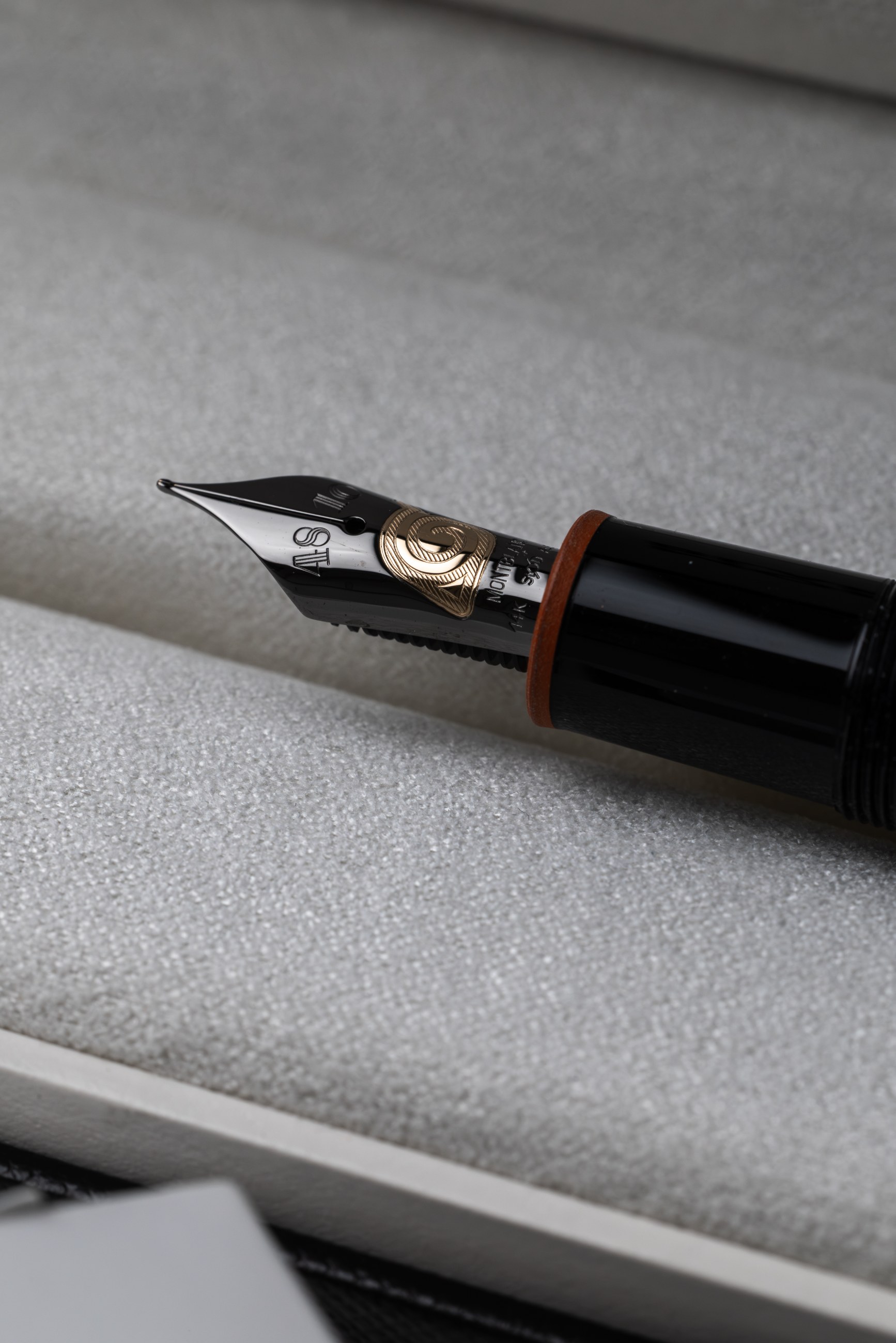 Montblanc — Meisterstück 146 — EF nib — fountain pen for sale on Nibfolio — photo 6