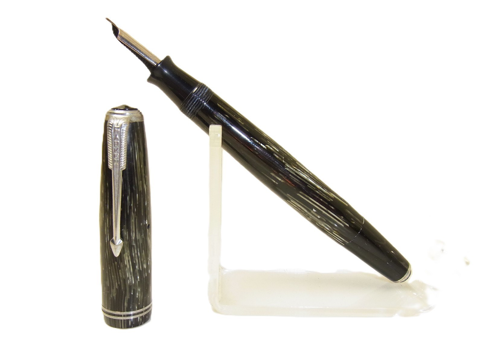 Parker — Grey Shadow — fountain pen for sale on Nibfolio — photo 6