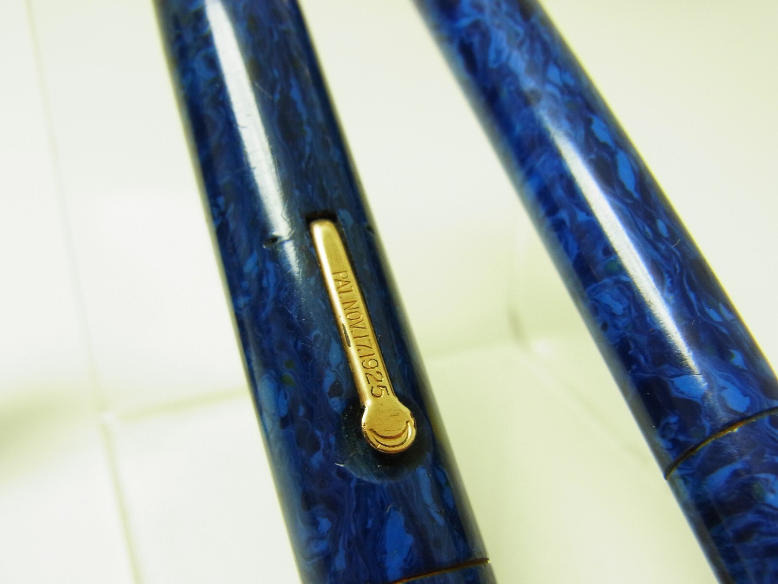 Parker — Grey Shadow — M nib — fountain pen for sale on Nibfolio — photo 6