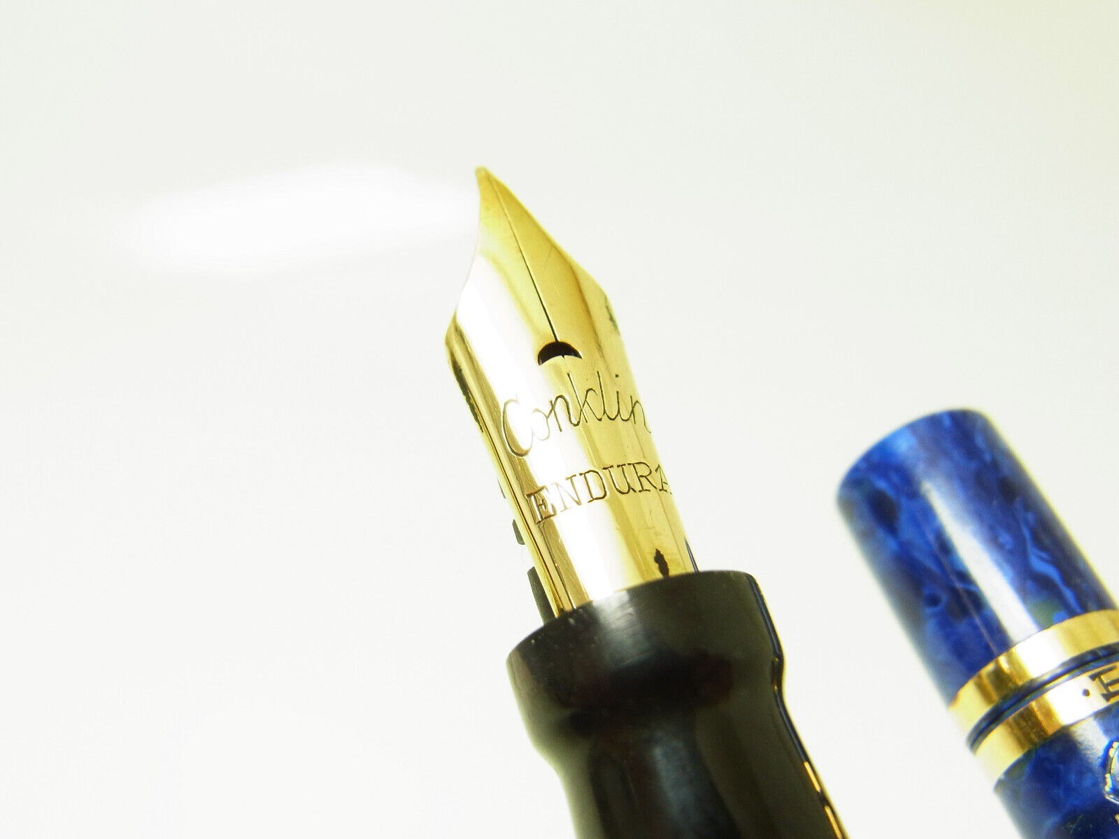Parker — Grey Shadow — M nib — fountain pen for sale on Nibfolio — photo 2